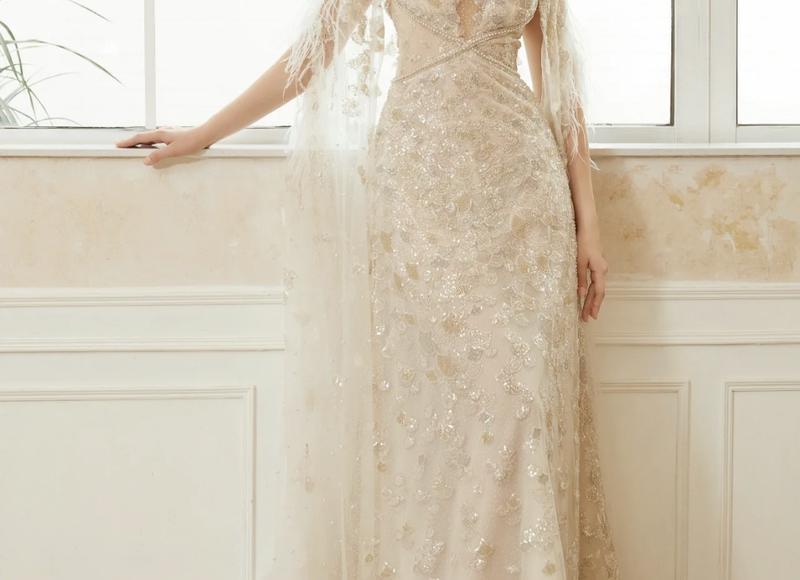 上海985名校女博士“公开求偶”,照片曝光引争议 上海985名校女博士“公开求偶”,照片曝光引争议